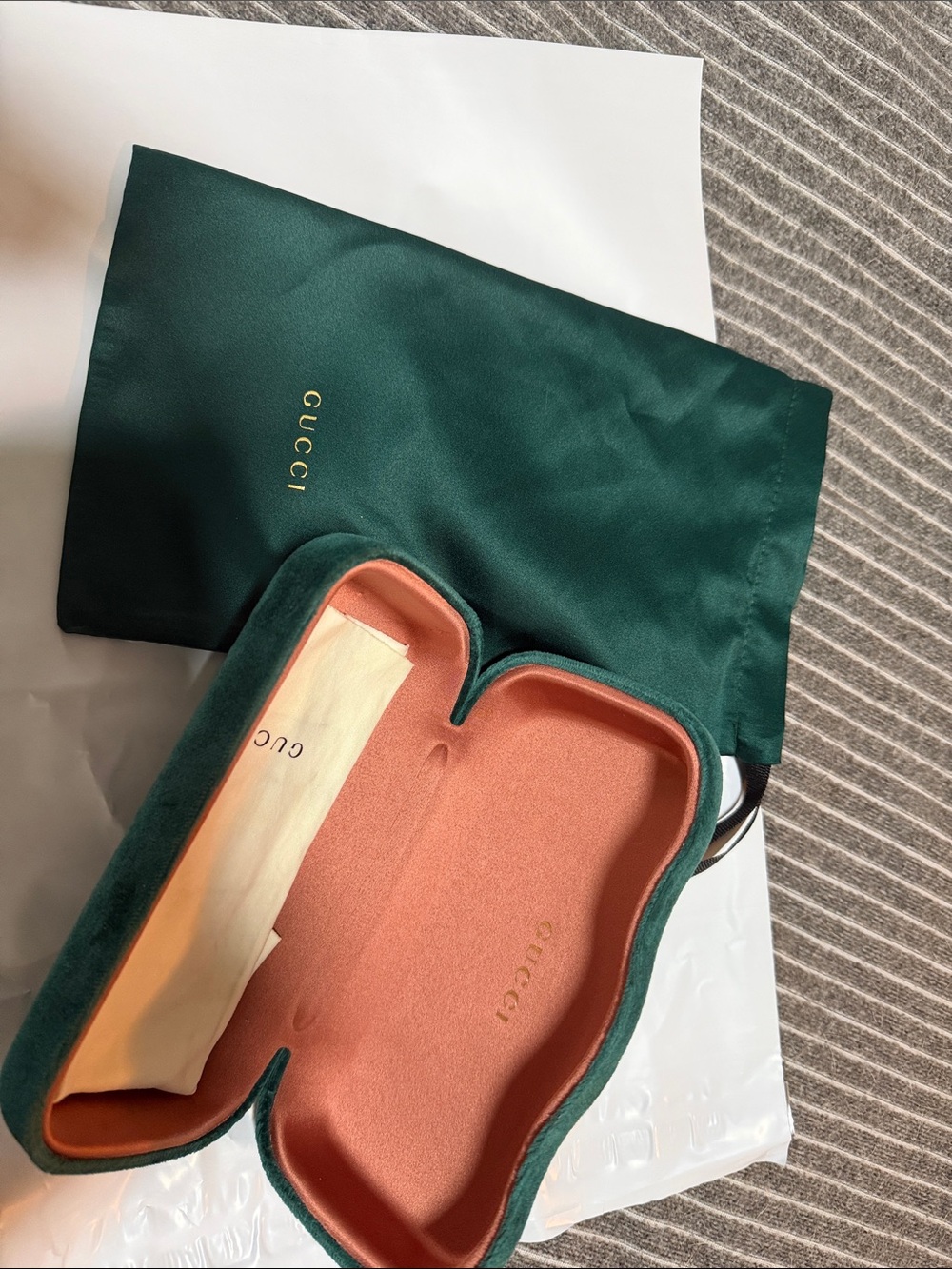 Authentic Gucci Dark Green Velvet Sunglasses Case with Coral Interior
